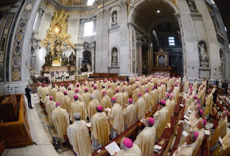 Cei / Cardinale Bassetti nuovo presidente. Mons. Raspanti vice presidente per il mezzogiorno