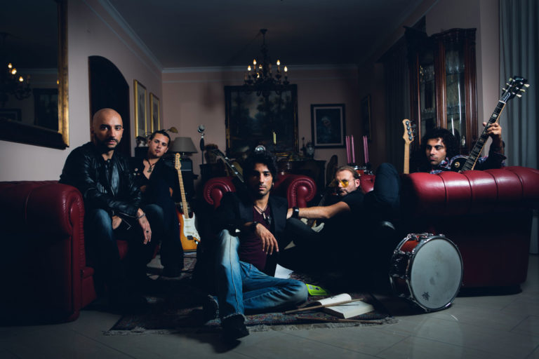 Interviste / I Karbonica, rock band siciliana dagli spettacoli “live” ai successi sul web