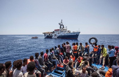 Ong e salvataggi / Regina Catambrone del Moas: “Una macchina del fango, vogliono farli morire in mare”