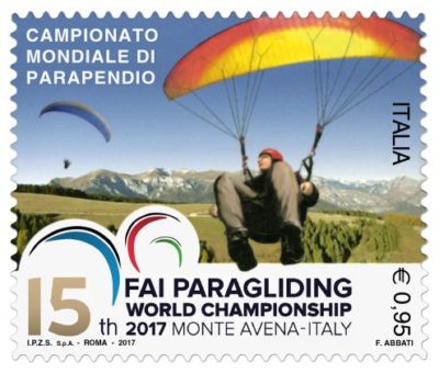 Filatelia / Un francobollo per celebrare i Mondiali di Parapendio monte Avena 2017