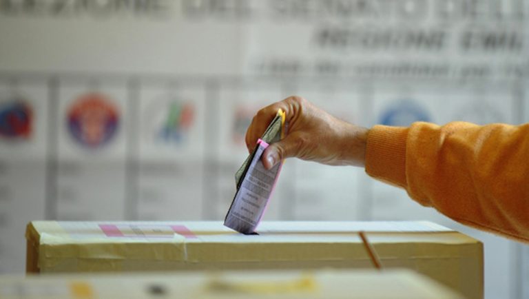 Il quadro politico / Il voto anticipato non è il male assoluto se la legge elettorale fa “incontrare” i gruppi