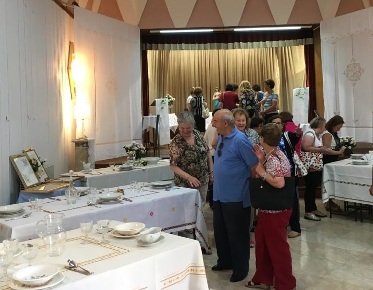 Acireale / Pregevoli lavori di ricamo in mostra fino a domenica nell’Istituto Maria Ausiliatrice (San Benedetto)