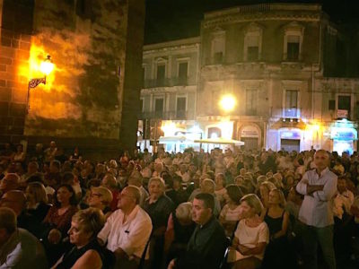 Punti di vista 11 / Acireale, città a due velocità. Quando troppo e quando niente