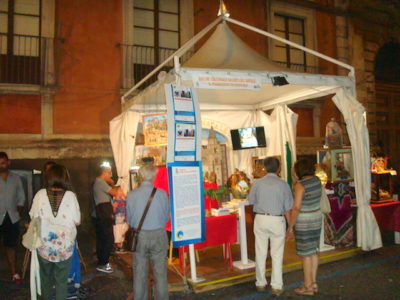 Acireale / Il Museo del Natale ha messo in mostra alla Fiera dello Jonio presepi e presepisti, in attesa di una sede stabile