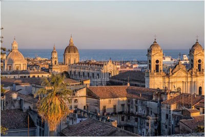 Giornata Fai d’Autunno / Domenica 15 ottobre si passeggia tra le nuvole sui tetti di Catania