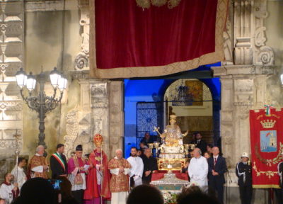 Acireale / Festeggiata senza fuochi d’artificio Santa Venera “d’inverno”, nel ricordo della traslazione delle spoglie e di altri significativi eventi