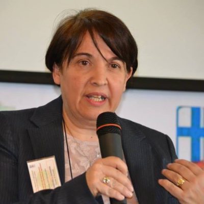 Interviste / Barbara Condorelli: “La fede dei giovani appare debole e relativa. In tanti affermano: Cristo sì, Chiesa no”. Da rilanciare il ruolo degli educatori