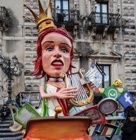 Carnevale acese 2018 – 4 / In gara anche dieci “maschere isolate”, opere minori di giovani talenti della cartapesta