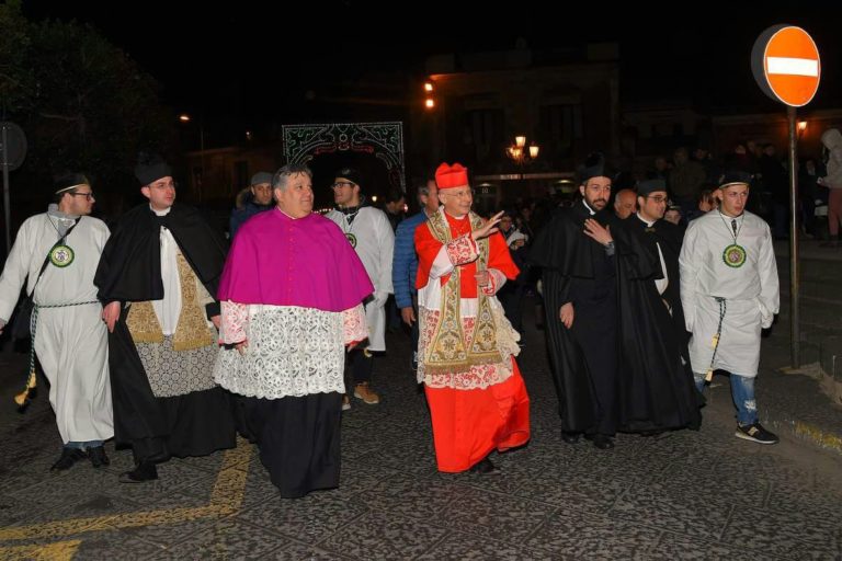 Parrocchie / Il card Bagnasco ad Aci S. Filippo nel bicentenario del “Patrocinio di S. Filippo d’Agira”