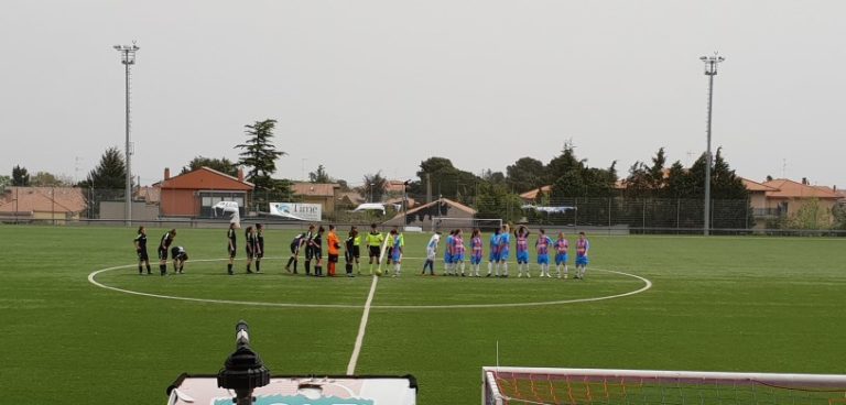 Catania Calcio femminile / Riparte il campionato di serie B, la squadra rossazzurra si arrende alla Partenope