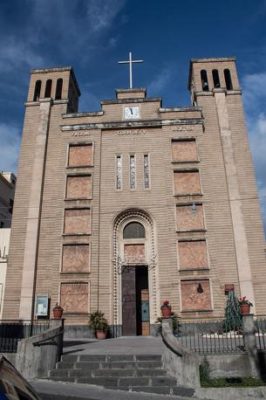 Acireale / Intense giornate di festa nel quartiere piazza Dante: nel Santuario grande devozione al Sacro Cuore