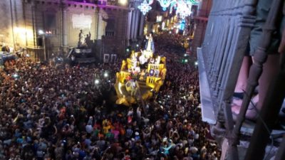 Turismo / Palermo, Santa Rosalia sulla piattaforma Airbnb per vivere da vicino folklore e religione