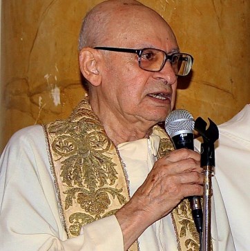 Diocesi / All’insegna della sobrietà il 75esimo di sacerdozio del longevo canonico Pappalardo