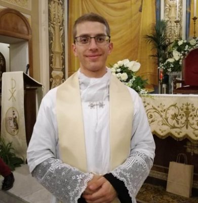 Diocesi / Andrea Grasso ordinato sacerdote a Giarre. Il primo incarico da  vicario in due parrocchie di Acicatena