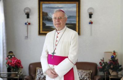 Chiesa in Arabia Saudita / Mons. Hinder: “Tutti i nostri fedeli sono stranieri e senza cittadinanza, siamo Chiesa pellegrina”