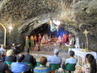 14r – Presepe settecentesco della Grotta