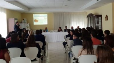 Scuola / Per promuovere l’educazione alla salute, conferenza sulla fame nel mondo all’Alberghiero “Falcone” di Giarre