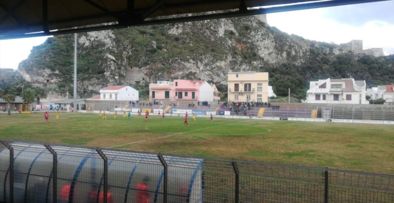 Calcio / Giarre 1946, continua il mal di trasferta: il Milazzo vince 2-1