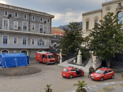 Sisma di Santo Stefano – 13 / A Zafferana ordinanze di sgombero per quasi cento edifici