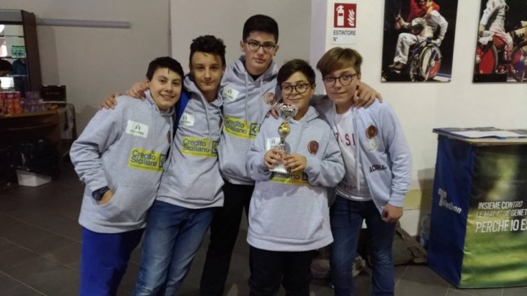 Scherma / Seicento atleti si sono sfidati a Linera nella seconda prova del Gran Premio giovanissimi