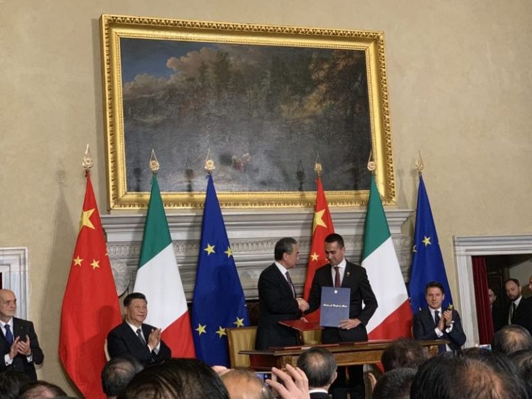 Italia – Cina / Sullo scacchiere internazionale l’Italia compie la prima ufficiale mossa