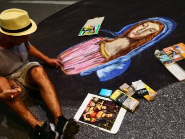 Taurianova / Fino a domani cinquanta madonnari di tutto il mondo in concorso in una galleria a cielo aperto