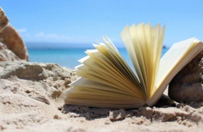 Vacanze / Libri sotto l’ombrellone. Alla riscoperta della bellezza e della cura