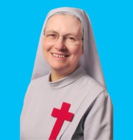 Intervista / Suor Lauretta Giansenin, madre generale delle ministre degli infermi : “Il dialogo, unica via per un ritorno all’umanità”