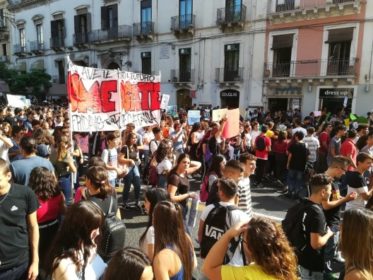 Fridays for future – 2 / 15mila in piazza per il terzo sciopero globale per il clima