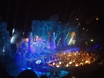 Lirica / A Taormina l’amore di Calaf conquista la gelida principessa Turandot