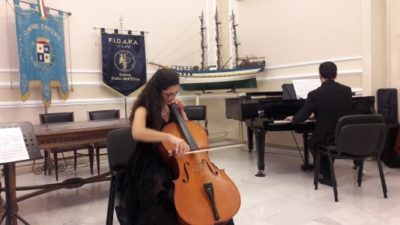 Concerti / Straordinaria performance della violoncellista Giulia Strano, sintesi di grazia e bravura