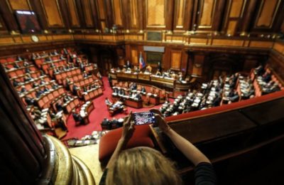 Politica / Taglio dei parlamentari, ci sarà il referendum