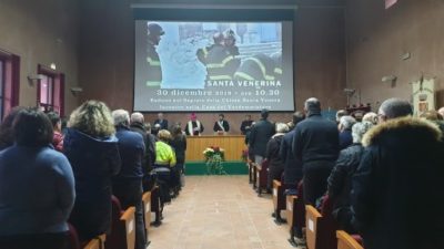 Un anno dal sisma – 1 / Cittadini, diocesi e sindaci a Santa Venerina: accelerare la ricostruzione