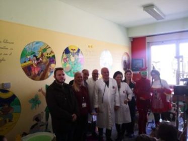 Tempo di Carnevale – 2 / Lavika porta l’allegria nella Pediatria dell’ospedale di Acireale