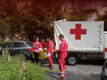 Coronavirus e solidarietà / La “San Vincenzo” di Acireale assiste 110 famiglie e intende continuare