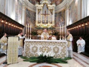 Diocesi e coronavirus / Don Arturo Grasso : “Canali social fondamentali per il culto e la fede durante l’emergenza”