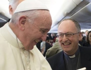 Rai Vaticano / “Viaggio nella Chiesa di Francesco” il 26 aprile: la Napoli del medico San Giuseppe Moscati e il Papa raccontato da padre Spadaro