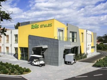 Coronavirus e dintorni / Prima paziente guarita dal Covid, dimessa all’Ibis Styles di Acireale