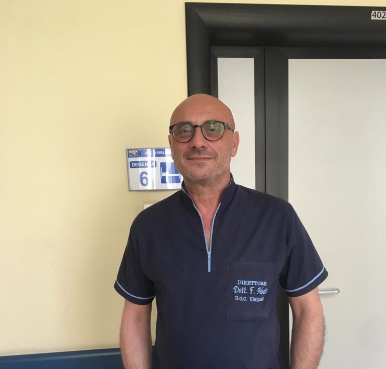 Medicina specialistica / Un intervento di ricostruzione di una nuova vescica eseguito in Urologia al “Gravina” di Caltagirone