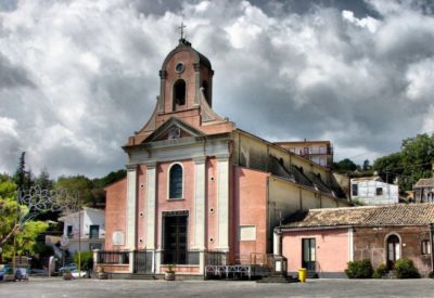 Chiesa e coronavirus / Dal Santuario di Vena, quasi un eremo, il rettore don La Rosa: “Siamo in un lungo sabato santo”