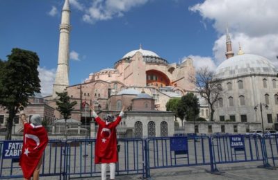 Turchia / Santa Sophia torna moschea. Chiese ortodosse: “Un duro colpo ai cristiani di tutto il mondo”