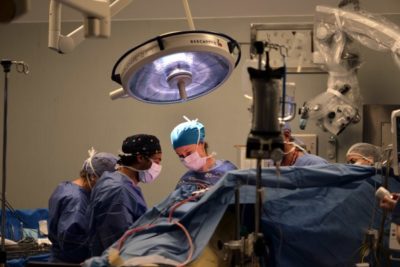 Padova / Intervento straordinario in “Ospedale – Università”: biopsia cerebrale eseguita con braccio robotico