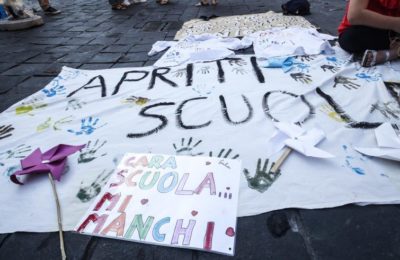 Società / Il settembre della politica italiana tra ripartenza della scuola e scadenza elettorale