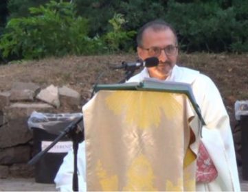 Milo / La prima messa del neo parroco don Sebastiano Di Mauro: ” La parrocchia, famiglia solidale aperta ai bisogni di tutti”