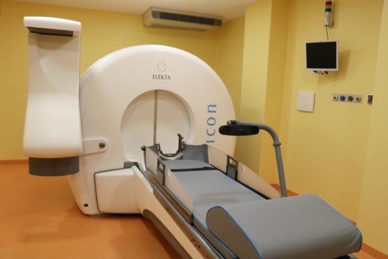 Ospedale Cannizzaro / Dal meridione a Catania per trattamenti con Gamma Knife Icon