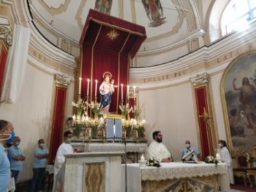 Acitrezza / La festa della Madonna della Buona Nuova ha dato spazio solo alla riflessione e alla preghiera