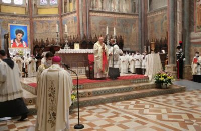 Spiritualità / Carlo Acutis è Beato. Ad Assisi una cerimonia emozionante e partecipata