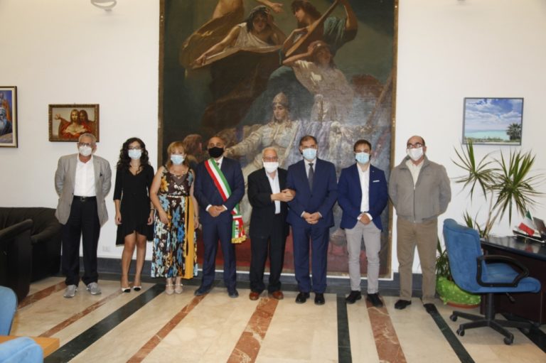 Zafferana Etnea / Al pittore Edi Brancolini il prestigioso “Premio Sciuti 2020”