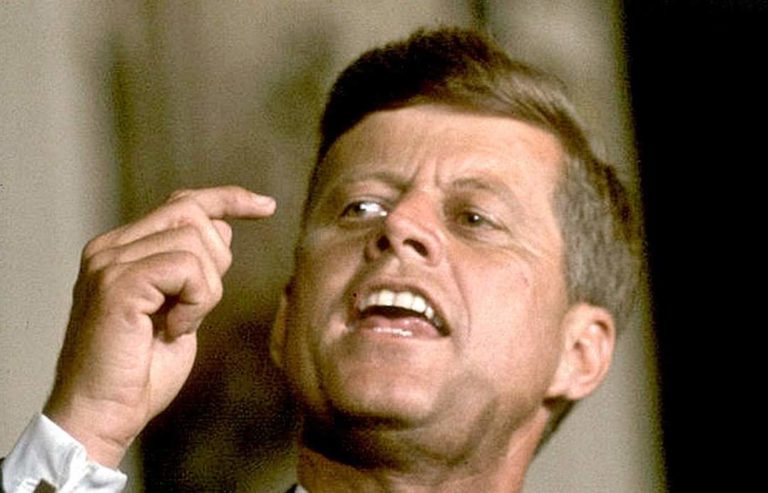 Pagine di storia / Il progetto politico del presidente degli Usa John Kennedy per un mondo senza armi e la salvaguardia del Pianeta- Seconda parte