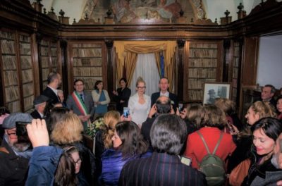 Acicatena / Approvato un bonus matrimonio per le coppie economicamente deboli che si sposano in Sicilia
